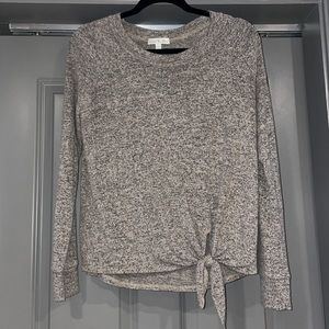 Women’s size XS Nine Britton, long sleeve, knot detail at waist